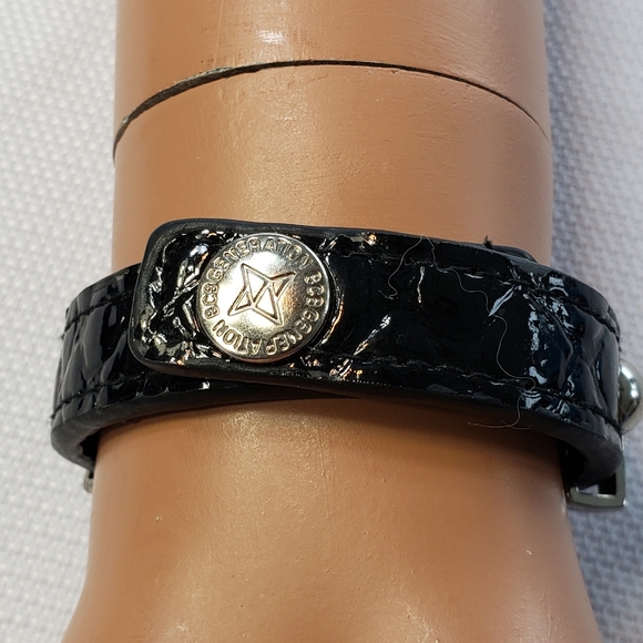 $3❤BCBG Affirmation "FIERCE" Bracelet❤$3 BUNDLED - Picture 4 of 5